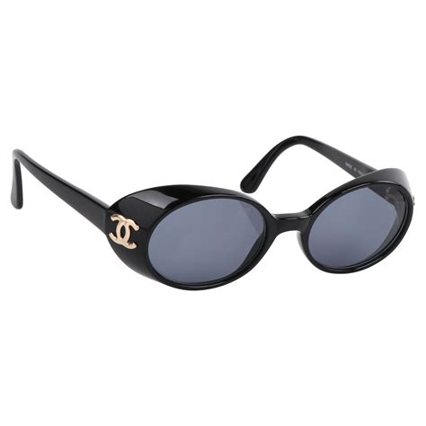 chanel logo frame sunglasses|chanel sunglasses logo on front.